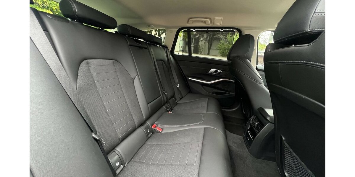 BMW 320d Sport Line Touring Navi Leder Kamera 210.000 km 16.990 &euro; Neckarsulm 74172