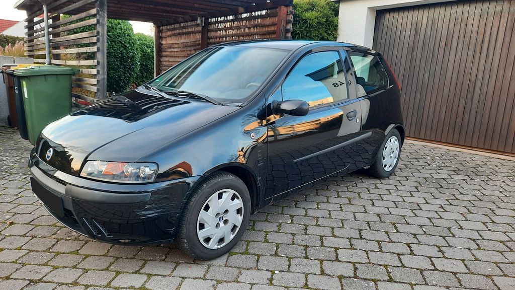 Fiat Punto 53.000 km 2.200 &euro; Vaihingen Enz 71665