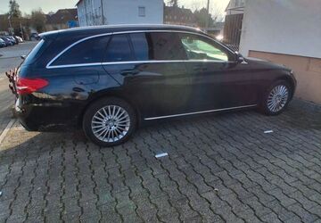 Mercedes-Benz 220 261.600 km 8.999 &euro; Backnang 71522