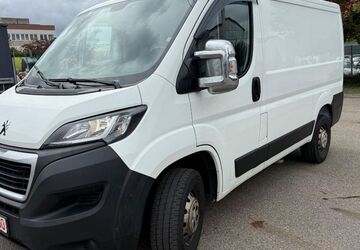 Peugeot Boxer 181.000 km 12.390 &euro; Asperg / Stuttgart 71679