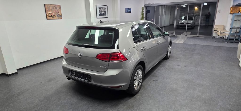 VW Golf 150.000 km 6.990 &euro; Asperg/Ludwigsburg bei Stuttgart 71679