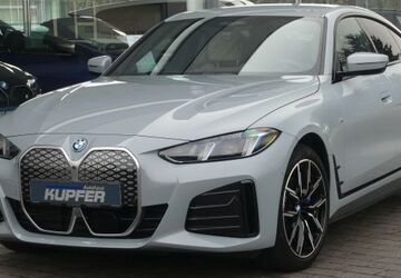 BMW i4 15.670 km 48.900 &euro; Vaihingen / Enz 71665