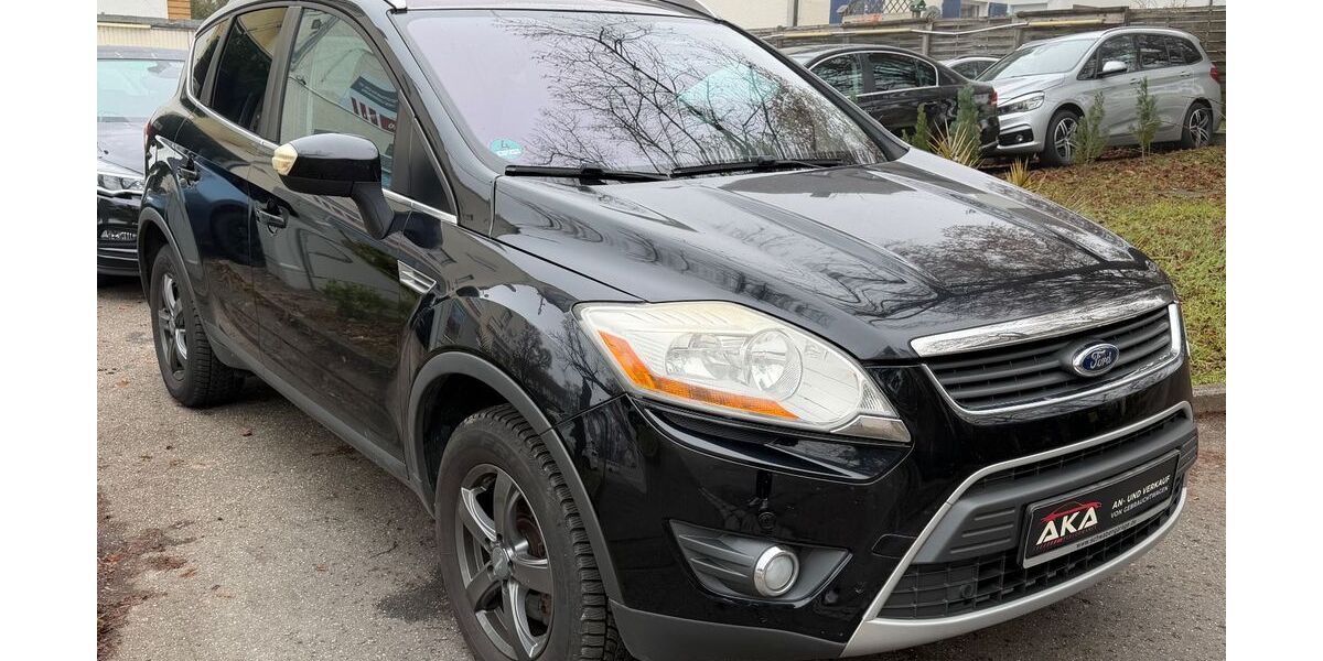 Ford Kuga 91.100 km 7.999 &euro; Ludwigsburg 71638