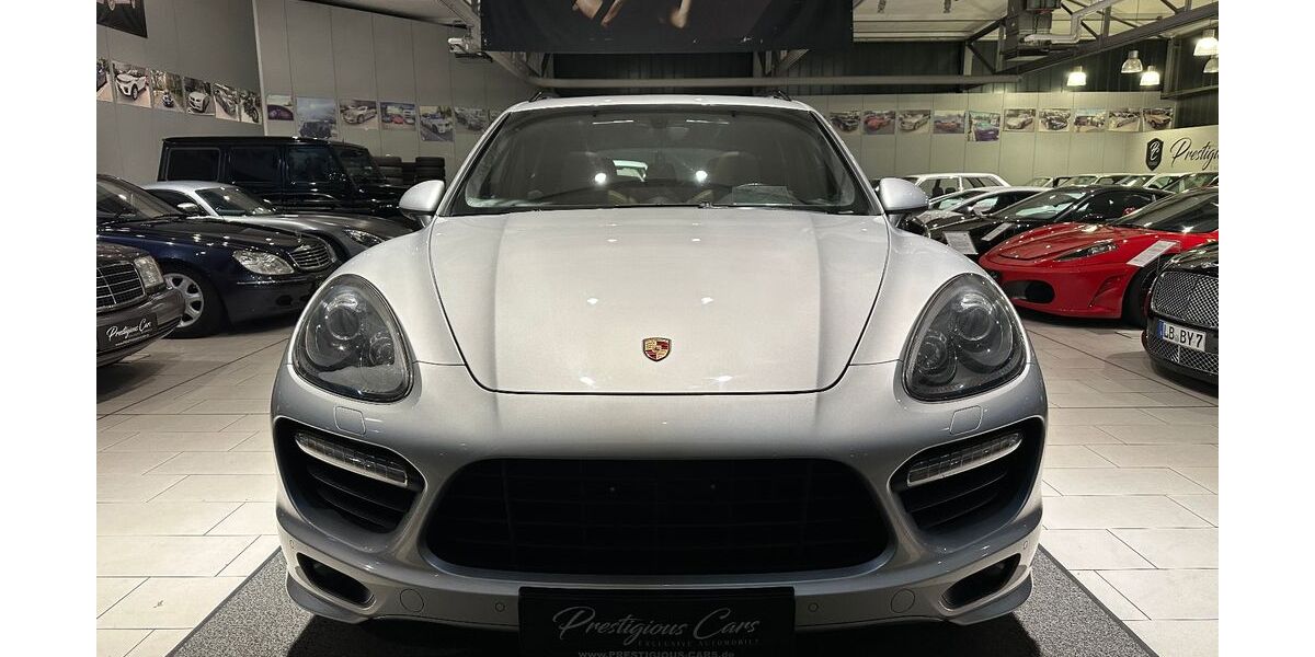 Porsche Cayenne 143.000 km 29.949 &euro; Ludwigsburg 71638
