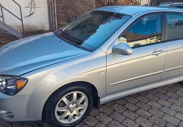 Kia Cerato 97.600 km 2.250 &euro; Untergruppenbach 74199
