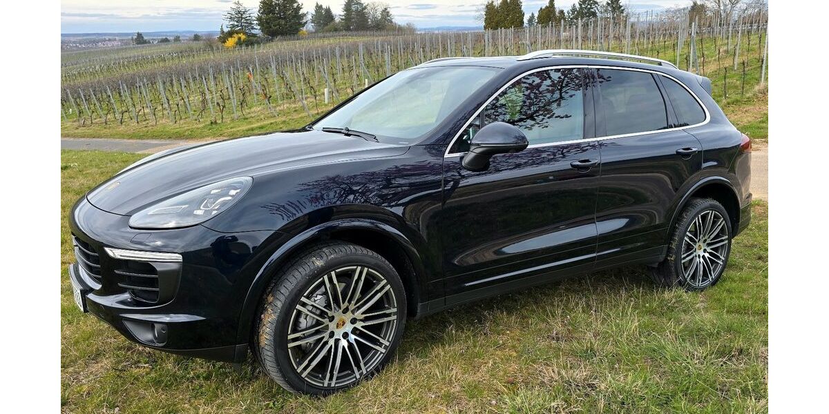 Porsche Cayenne 236.000 km 35.900 &euro; Flein 74223