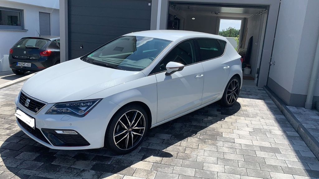 Seat Leon 65.000 km 15.100 &euro; Forchtenberg 74670