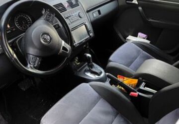 VW Touran 219.000 km 8.300 &euro; Sinsheim 74889