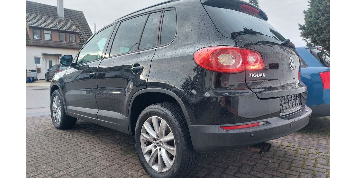 VW Tiguan 245.000 km 3.899 &euro; Obersulm-Affaltrach 74182
