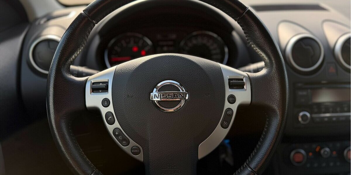 Nissan Qashqai Acenta 4X4 1. Hand AHK 100.000 km 7.490 &euro; Neckarsulm 74172