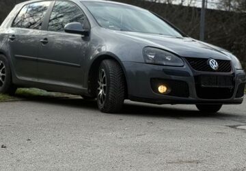 VW Golf 272.000 km 2.500 &euro; Gundelsheim 74831