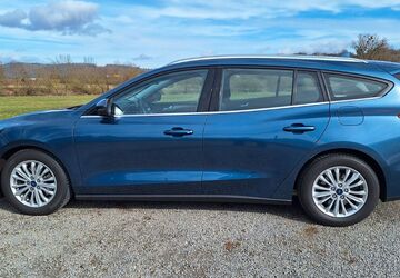 Ford Focus 93.000 km 14.799 &euro; Haßmersheim 74855