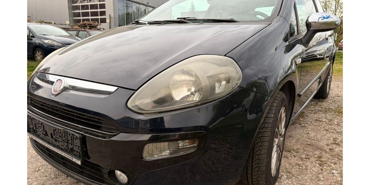 Fiat Grande Punto 161.000 km 2.490 &euro; Ludwigsburg 71642