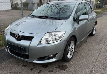 Toyota Auris 132.000 km 4.700 &euro; Neckarsulm 74172