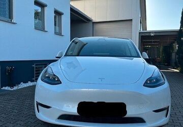 Tesla Model Y 59.650 km 34.430 &euro; Talheim 74388
