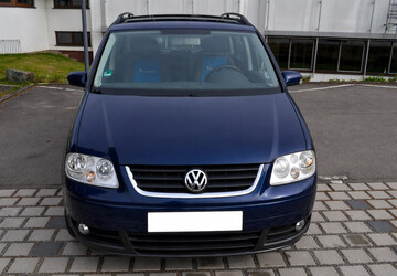 VW Touran 223.000 km 2.700 &euro; Mosbach 74821