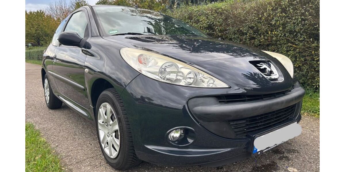 Peugeot 206 62.000 km 2.800 &euro; Ludwigsburg 71636
