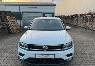 VW Tiguan 161.000 km 16.900 &euro; Neuenstadt-Stein a.K. 74196