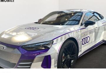 Audi e-tron GT 4.900 km 158.890 &euro; Heilbronn 74074