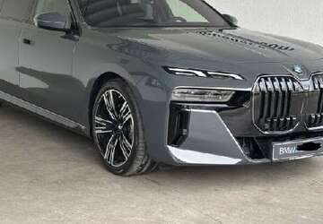 BMW 740 18.000 km 121.799 &euro; Öhringen 74613