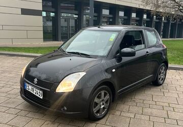 Suzuki Swift 127.000 km 2.499 &euro; Massenbachhausen 74252