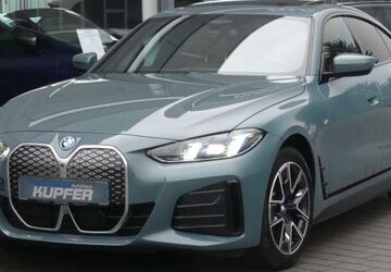 BMW i4 17.060 km 49.700 &euro; Vaihingen / Enz 71665