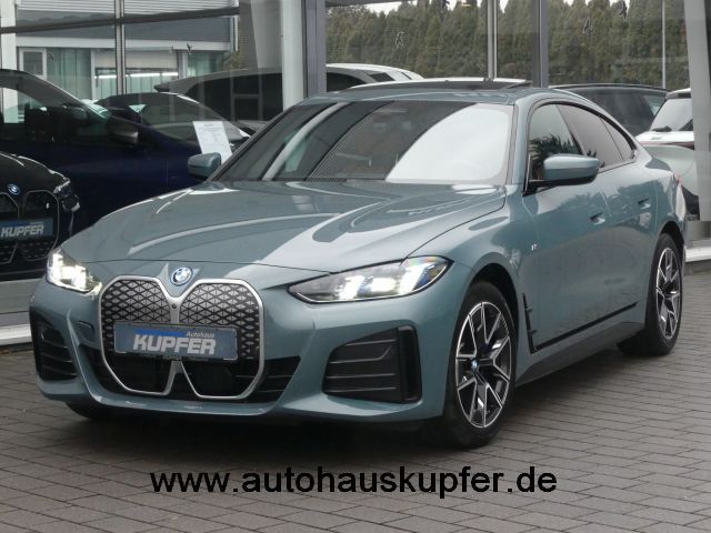 BMW i4 17.060 km 49.700 &euro; Vaihingen / Enz 71665