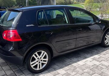 VW Golf 122.500 km 5.499 &euro; Untergruppenbach 74199