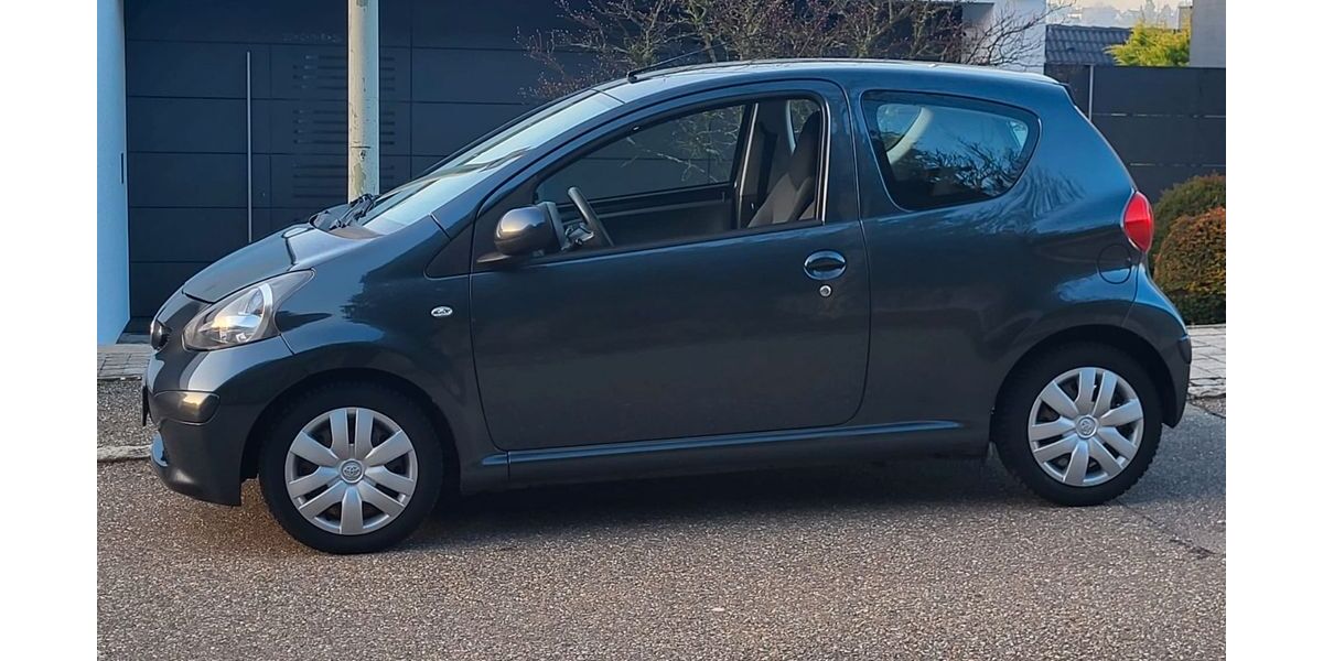Toyota Aygo (X) 70.000 km 3.500 &euro; Neckarsulm 74172
