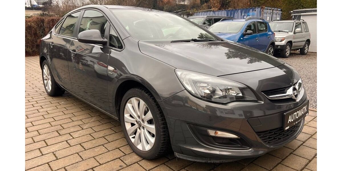 Opel Astra 104.000 km 8.450 &euro; Ludwigsburg 71642