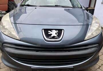 Peugeot 207 103.000 km 2.500 &euro; Bad Friedrichshall 74177