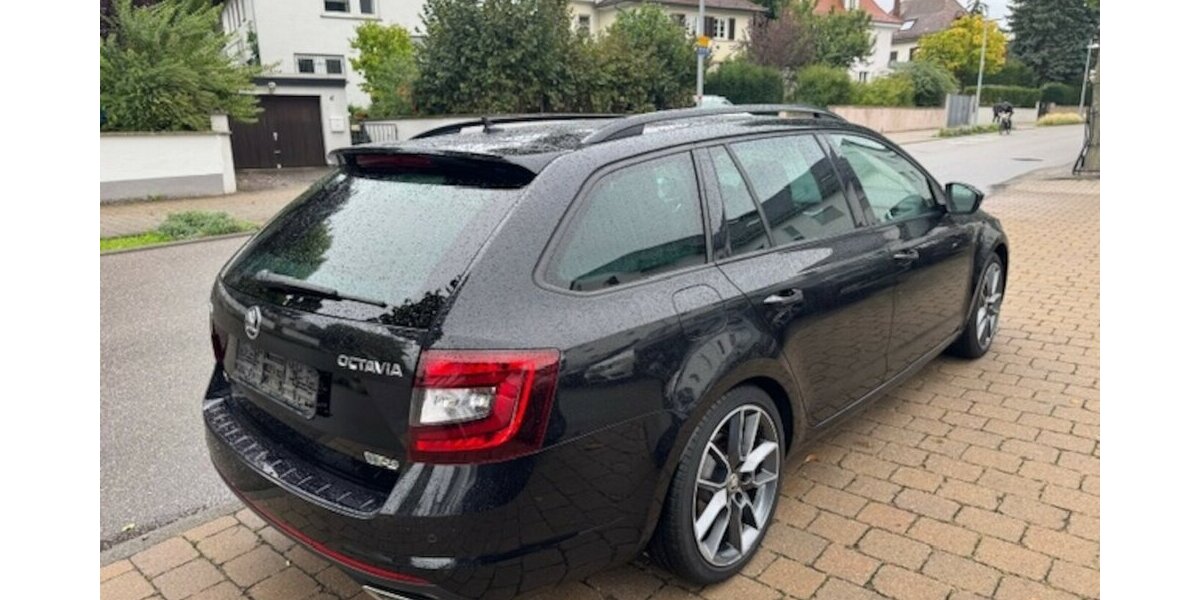 Skoda Octavia Combi RS 2.0 TDI 4x4 143.000 km 18.990 &euro; Neckarsulm 74172