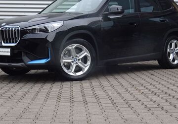BMW iX1 16.692 km 32.184 &euro; Bietigheim-Bissingen 74321