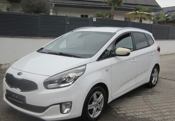 Kia Carens 227.000 km 4.590 &euro; Öhringen-Cappel 74613