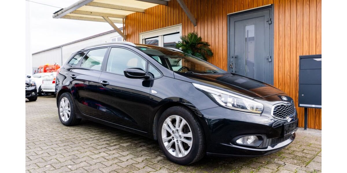 Kia ceed / Ceed 126.000 km 8.250 &euro; Sulzbach an der Murr 71560