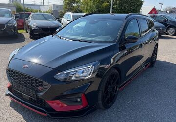 Ford Focus 130.000 km 17.900 &euro; Heilbronn 74080