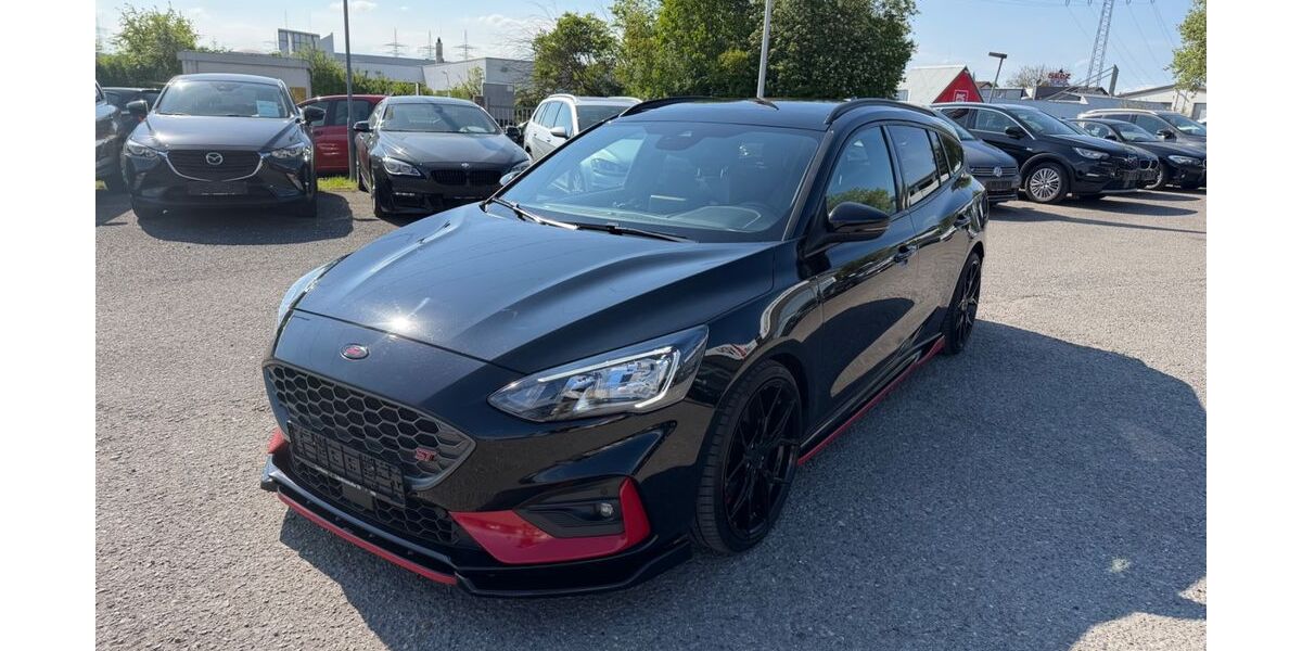 Ford Focus 130.000 km 17.900 &euro; Heilbronn 74080