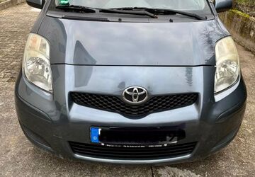Toyota Yaris 140.000 km 3.250 &euro; Bad Rappenau 74906
