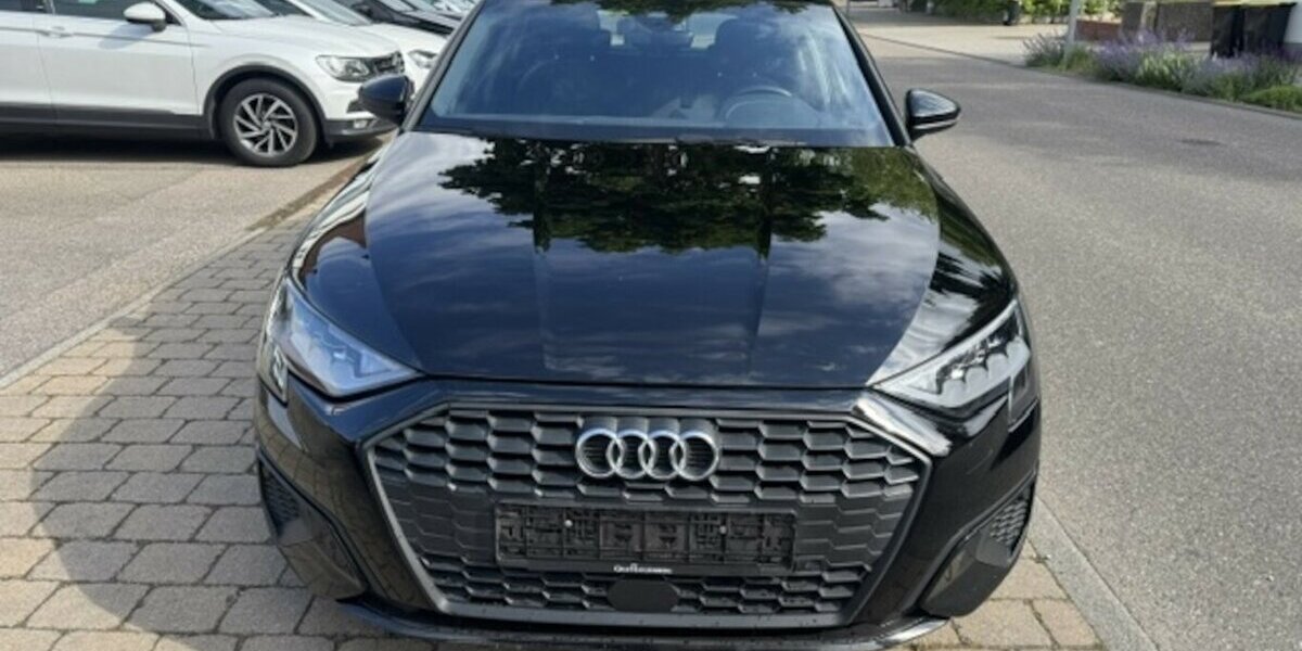 Audi A3 Sportback 30 TDI Attraction S-tronic 156.579 km 16.990 &euro; Neckarsulm 74172