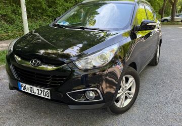 Hyundai ix35 143.000 km 8.500 &euro; Heilbronn 74074