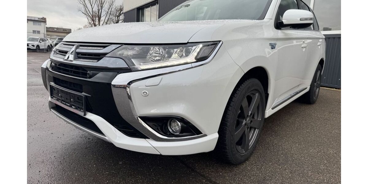 Mitsubishi Outlander 120.000 km 14.900 &euro; Asperg / Stuttgart 71679