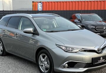 Toyota Auris 112.000 km 11.499 &euro; Sachsenheim 74343