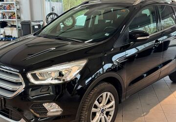 Ford Kuga 104.000 km 11.499 &euro; Obersulm 74182