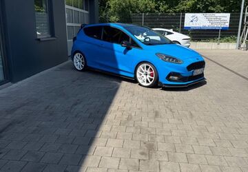 Ford Fiesta 95.000 km 22.000 &euro; Asperg 71679