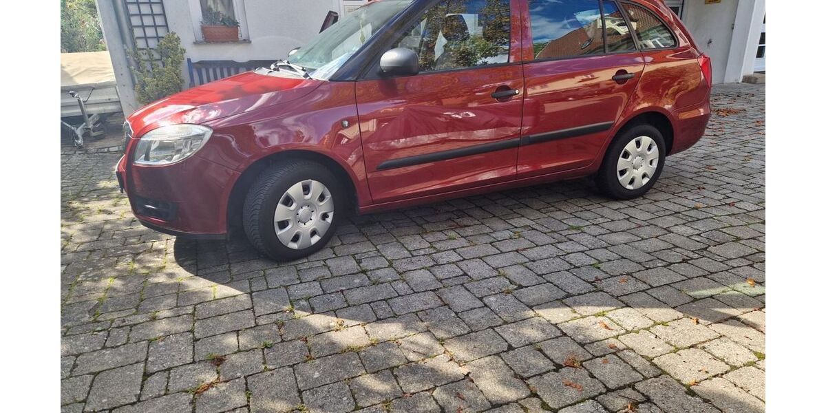 Skoda Fabia 103.000 km 3.990 &euro; Ludwigsburg 71636